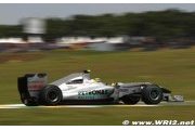 Mercedes GP wants strong finish