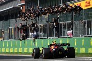 Horner : 'Libéré' par son titre, Verstappen 'a franchi une nouvelle étape'