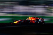 Verstappen domine la 1ère journée à Bakou mais...