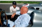 Hamilton et Moss au volant de Mercedes légendaires à Monza