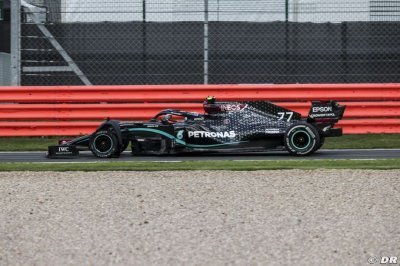 Les pilotes sont mécontents face aux crevaisons des Pirelli