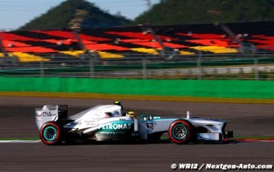 Hamilton&nbsp;: Je me donnerai à fond pour battre Vettel