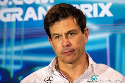 Wolff denies Hamilton now number 2 driver