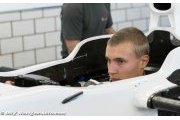 Sirotkin has seat fitted for 2013 Sauber