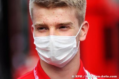 Shwartzman avec Haas F1 lors de journée de tests pour les jeunes pilotes