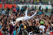 Wolff wants Hamilton to stay at Mercedes