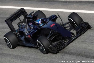 Verstappen ressent la puissance du moteur Ferrari
