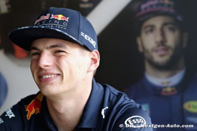 Verstappen&nbsp;: J’aime vraiment le jeu F1 2017