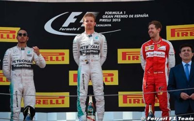 Hill&nbsp;: Hamilton n’était pas assez concentré pour battre Rosberg