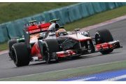 Lewis Hamilton wins uneventful Hungarian Grand Prix