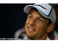 Button : Hamilton n'est guère sociable avec les autres pilotes
