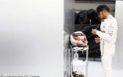 Hamilton veut voir la vraie performance de Ferrari