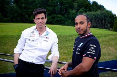 Officiel&nbsp;: Hamilton et Mercedes F1 prolongent pour deux ans