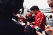Father 'worried' about Sainz's future in F1