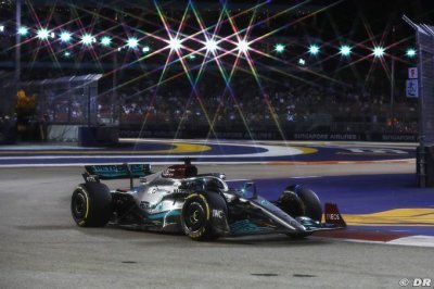 Wolff&nbsp;: Le ’jeune lion’ Russell a du respect pour Hamilton