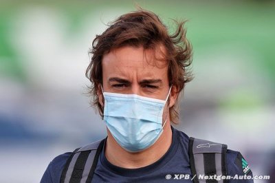 Alonso alleges F1 bias over driver penalties