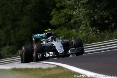 Rosberg lacks Hamilton’s ’killer instinct’ - Marko