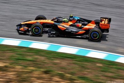 McLaren F1 est un peu ’en difficulté’ à Sepang mais les pilotes restent optimistes