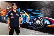Ricciardo claims top 10 spot at home 