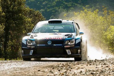 ES9&nbsp;: Ogier proche de la victoire en Corse
