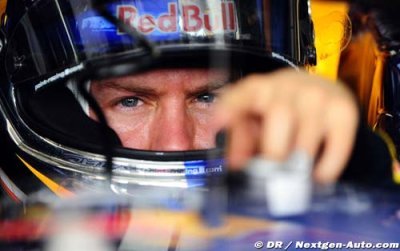 Vettel should not fear losing title - Alonso
