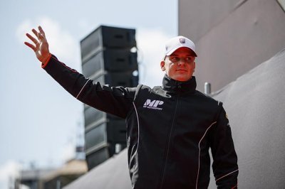 Kari steps up to F2 with MP Motorsport