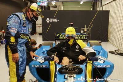 Alpine F1&nbsp;: Sirotkin voit une ’lutte très serrée’ entre Alonso et Ocon