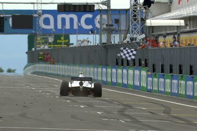 Hungary, Race 1: Shwartzman scores second F2 win