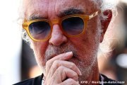 Briatore : Ferrari doit viser le podium à chaque course en 2024