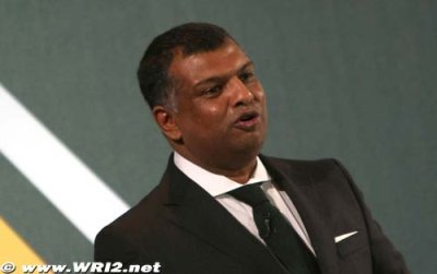 Team Lotus to stick with green livery in 2011