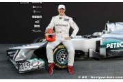 Mercedes hints Schumacher to stay in 2013