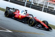 McLaren F1 repousse ses débuts en piste, Leclerc et Verstappen seuls en action à Barcelone