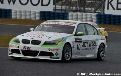 Farfus signe le meilleur chrono en Libres 1