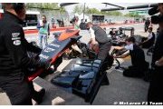 McLaren 'short nose' fails FIA crash tests