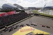 La zone asphaltée du virage 2 à Sotchi fait polémique, la FIA temporise