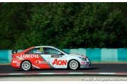 Moscow Raceway, Course 1 : Muller gagne malgré la pression de Coronel