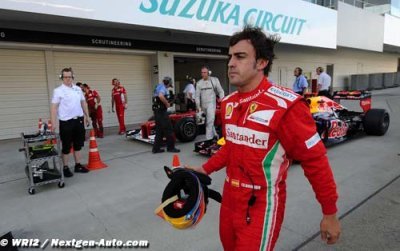 Bad day for Alonso as Vettel dominates with ’double DRS’
