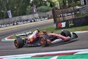 Hamilton : La Ferrari SF-25 a un besoin urgent d'évolutions