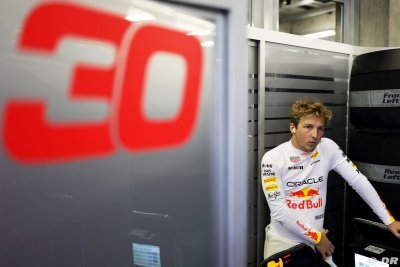 Red Bull devrait laisser sa chance à Lawson à Suzuka selon Steiner