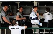 Mercedes va revoir son approche des courses selon Wolff
