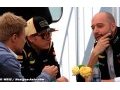 Lotus owner Lopez slams Raikkonen after salary comments