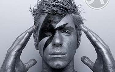 Alguersuari devient DJ Squire et mixe à la TV pour le Nouvel An