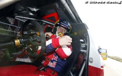 The Citroen DS3 WRC in the thick of Argentinean fervor!