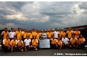 Renault F1 gives victorious send off to RS27 V8 engine in Brazil