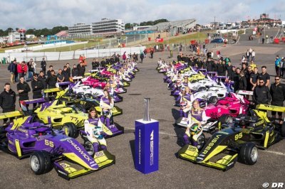 Avec les W Series, Coulthard veut trouver les femmes les plus talentueuses