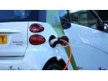 Voiture hybride ou électrique : comment choisir ? 