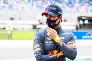 Sergio Perez est sur la 'très bonne voie' pour garder son baquet selon Horner