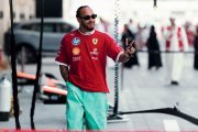 Hamilton face au temps : une routine stricte pour durer en Formule 1