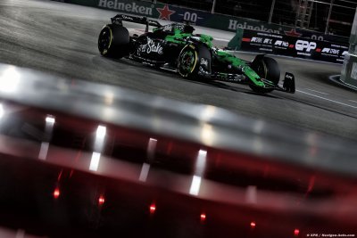 Drapeau rouge et hiérarchie floue : Sauber brille mais avance à tâtons à Las Vegas