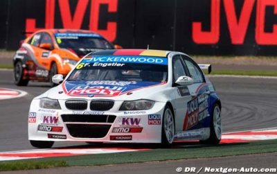 Six cars for Engstler at Macau